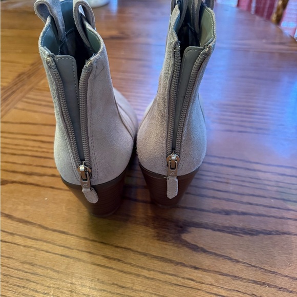 Women's Sam Edelman London Putty Heeled Ankle Boots - Picture 6 of 11